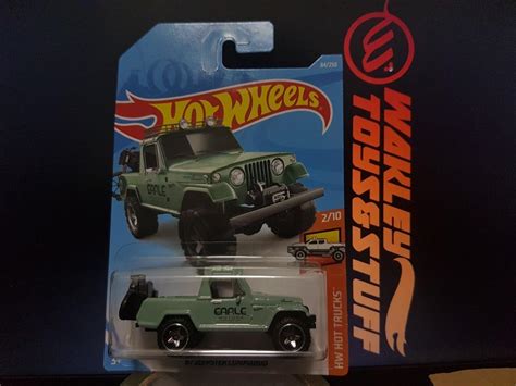 Hot Wheels Hw Hot Trucks Earle Motors Jeepster Commando Cadet Blue Motorbike Attached To