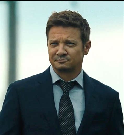 Kingstown Jeremy Renner Hawkeye Male Beauty Jerry Masterpiece Junior Sex Actors