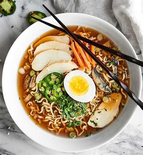 Ramen La Sopa Japonesa De La Que Todos Hablan Homemade Ramen Cooker Recipes Soup Recipes