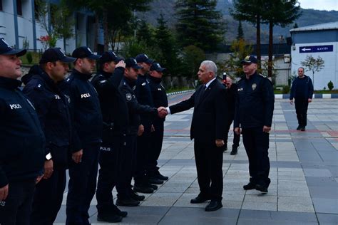 Trabzon Valisi Say N Aziz Yildirim N Ziyaretleri Trabzon Ehit Meri