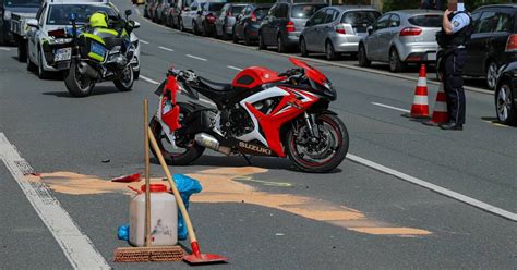 Motorradfahrer In Wuppertal Nach Sturz Schwer Verletzt