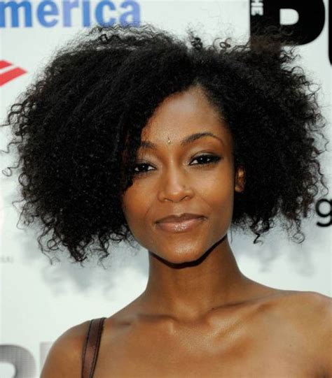 Yaya Dacosta Short Natural Hairstyle