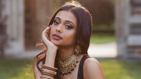 Mira Patel Flaunts Her Divine Bikini Physique In Stunning Shots YouTube