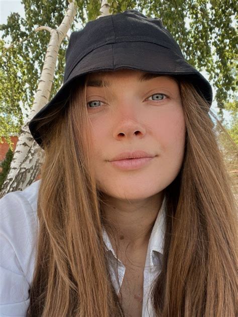 Olivia Shine Cam Model Free Live Sex Show Chat Stripchat