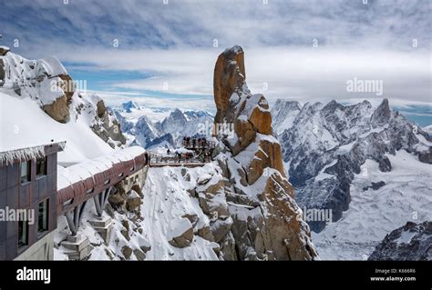 Zur Aiguille Du Midi Fotos Und Bildmaterial In Hoher Aufl Sung Alamy