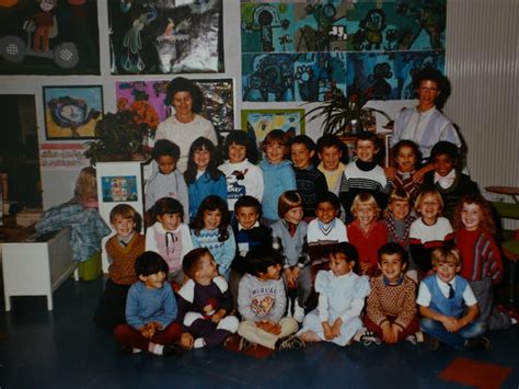 Photo De Classe 2ème Année Maternelle 1984 De 1984 Ecole J Du Bellay