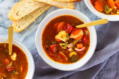 10 Healthy Homemade Vegetable Soup Recipes