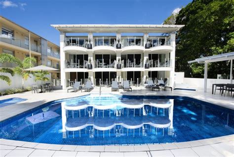 10 Beachfront accommodation options in Noosa | Noosa.com