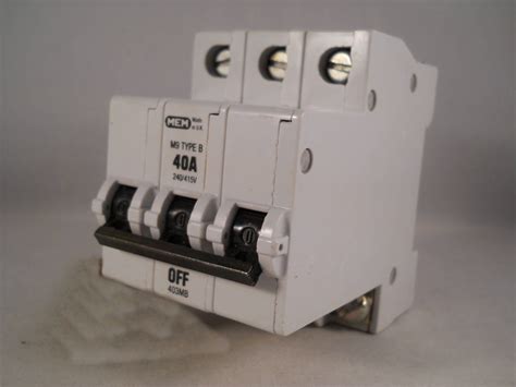 MEM MCB 40 Type B Triple Pole 3 Phase M9 40A Memshield 2T403 403MB2