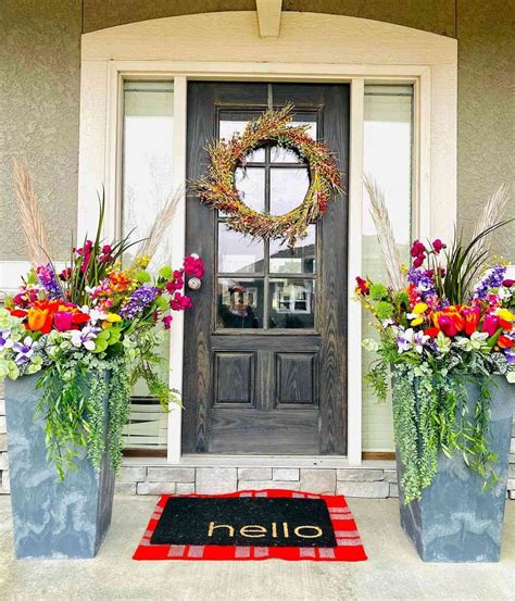 Lovely Spring Front Porch Decor Ideas