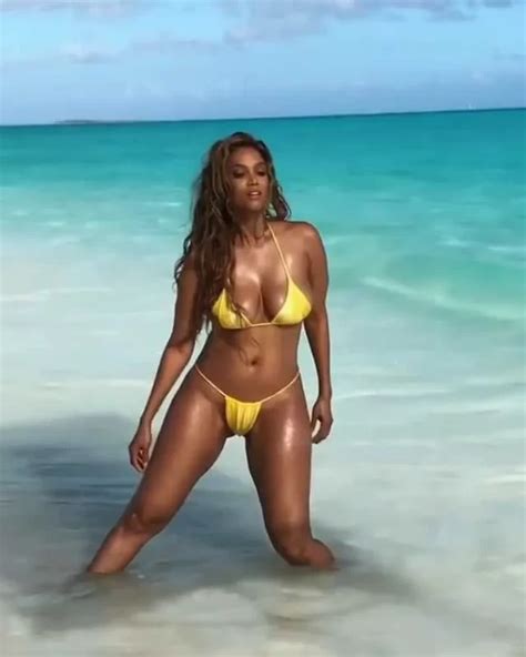 50 Tyra Banks Sexy And Hot Bikini Pictures Woophy