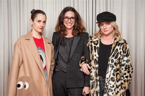 Celebrity Fashion Stylist