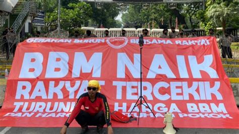 Kenaikan Bbm Dari Masa Pemerintahan Presiden Soekarno Hingga Jokowi