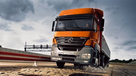 Benz Truck Wallpapers Wallpaper Cave