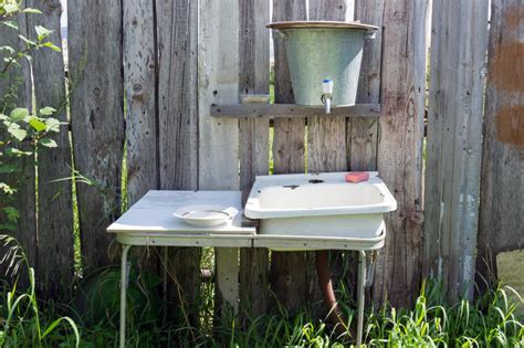 Садовый умывальник на даче должен быть обязательно | Garden sink ...