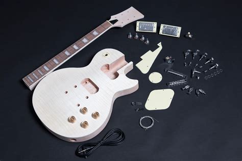 KIT DIY GUITARRA ELECTRICA LES PAUL DE CAOBA CON ARCE FLAMEADO