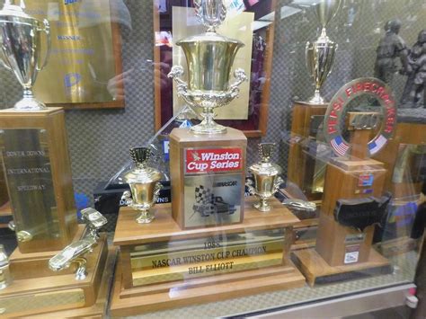 Bill Elliott 1988 Championship Trophy | Bill elliott, International cup ...