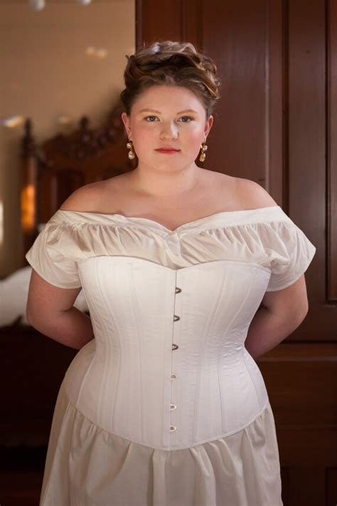 Custom Fit S Victorian Corset In Plus Size Range For