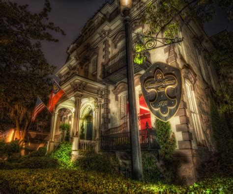 6 Spooky Ghost Tours To Take This Halloween—if You Re Brave Enough The Beyond Good And Evil