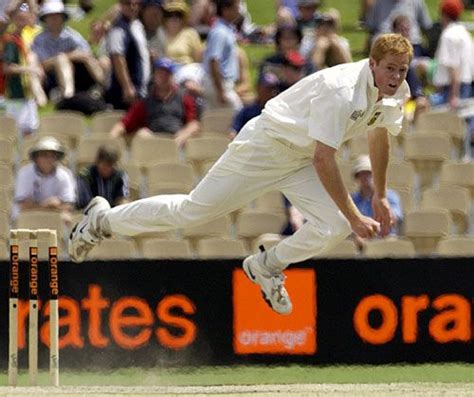 Pollock Bowling ESPNcricinfo