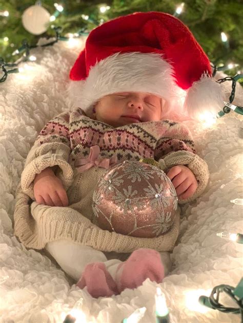 Christmas Baby Photo Shoot Baby Christmas Photos Christmas Baby