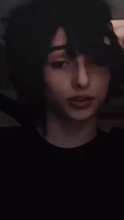 Finn Wolfhard Mike Wheeler Is So Hot Finn Stranger Things Stranger Things Mike