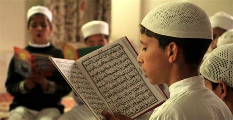 19 Surat Pendek Al Quran Yang Mudah Dihafal