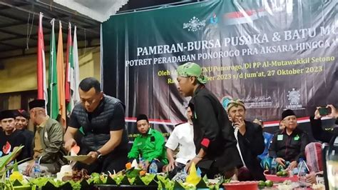 Bupati Sugiri Sancoko Buka Pameran Bursa Pusaka Dan Batu Mulia Lesbumi