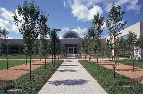 Missouri City Branch, Fort Bend Library, Missouri City – Merriman Holt Powell Architects