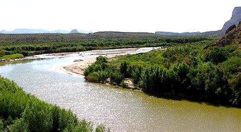 Por no entregar agua piden congresistas de EU paren ayudas a México