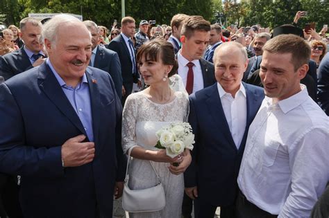 Putin Hosts Lukashenko Calls Counteroffensive In Ukraine A Failure