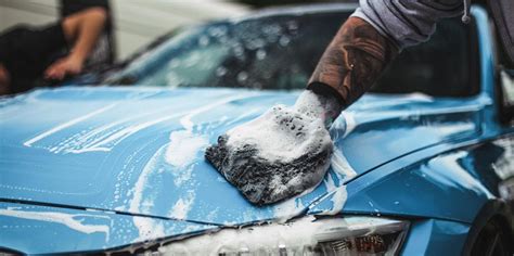 5 Reasons Why a Car Wash is Important - Side Car