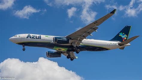 AZUL AIRLINES A330 200 PR AIZ On Final RWY18 SBRF Recife B Flickr