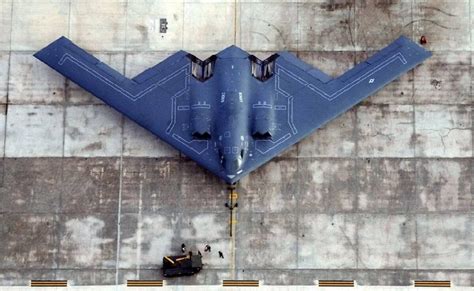 10 Photos That Prove The B-21 Raider Stealth Bomber Will Make History ...