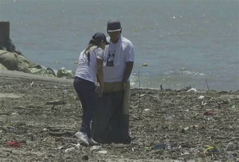 Invita Cucosta A Campa A De Limpieza De Playa De Oro