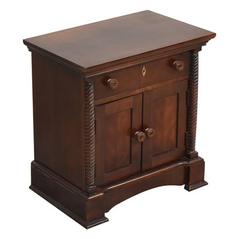 Bassett Furniture Neoclassical Nightstand | 53% Off | Kaiyo