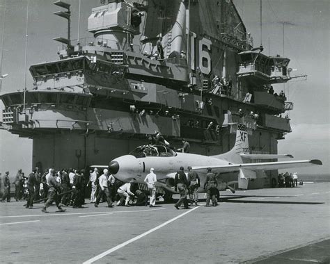 Aircraft Carrier Photo Index USS LEXINGTON CV 16