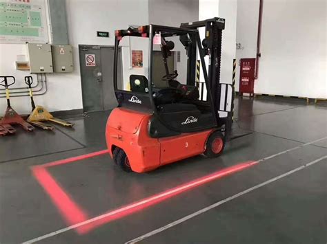 This Is Why You Need Forklift Lights Wanderglobe