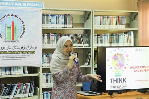 AITI Brunei - A seminar on Internet Governance for...