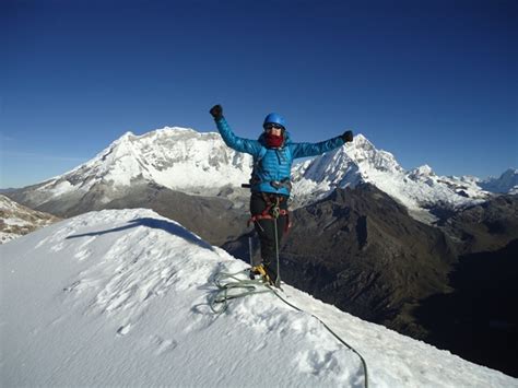 Trek Cordillera Blanca Santa Cruz Escalada Nevado Mateo Peru