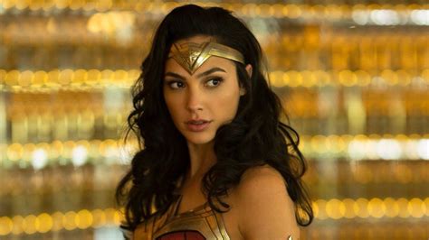 Gal Gadot reúne a otros actores y actrices para cantar Imagine de