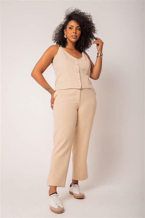 Calça Reta Crepe Nude Rery Roupa Feminina Plus Size
