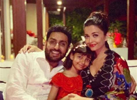 Aishwarya Rai Bachchan shares perfect family picture with Abhishek ...