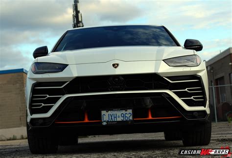 Lamborghini Urus Satin Pearl White - CUSTOMWRAPS.CA