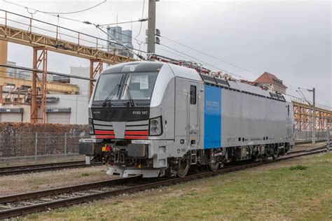 Siemens Mobility Uzav El Dohodu S Railpool Pl Nuj Dodat A