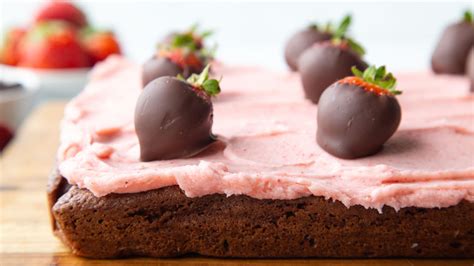 Chocolate Covered Strawberry Valentine S Day Brownie Recipe