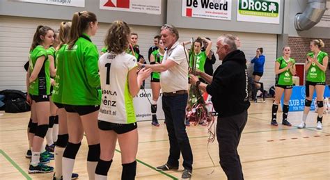 Dames Neemt Afscheid Volleybalvereniging Alterno Apeldoorn