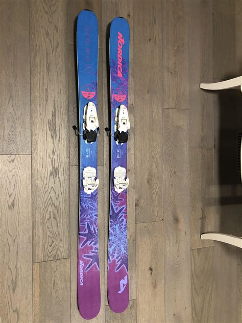 Used Women S 2018 Nordica 161 Cm All Mountain Santa Ana 93 Skis With