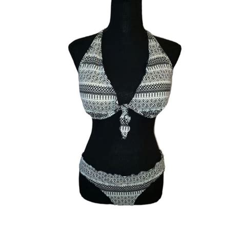 Victoria S Secret Swim Victoriassecretblack And White Aztec Bikini