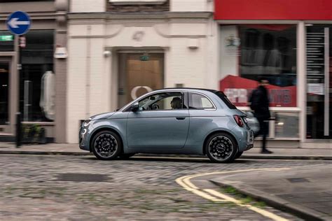 Fiat 500 Electric Convertible Review (2021) | Parkers